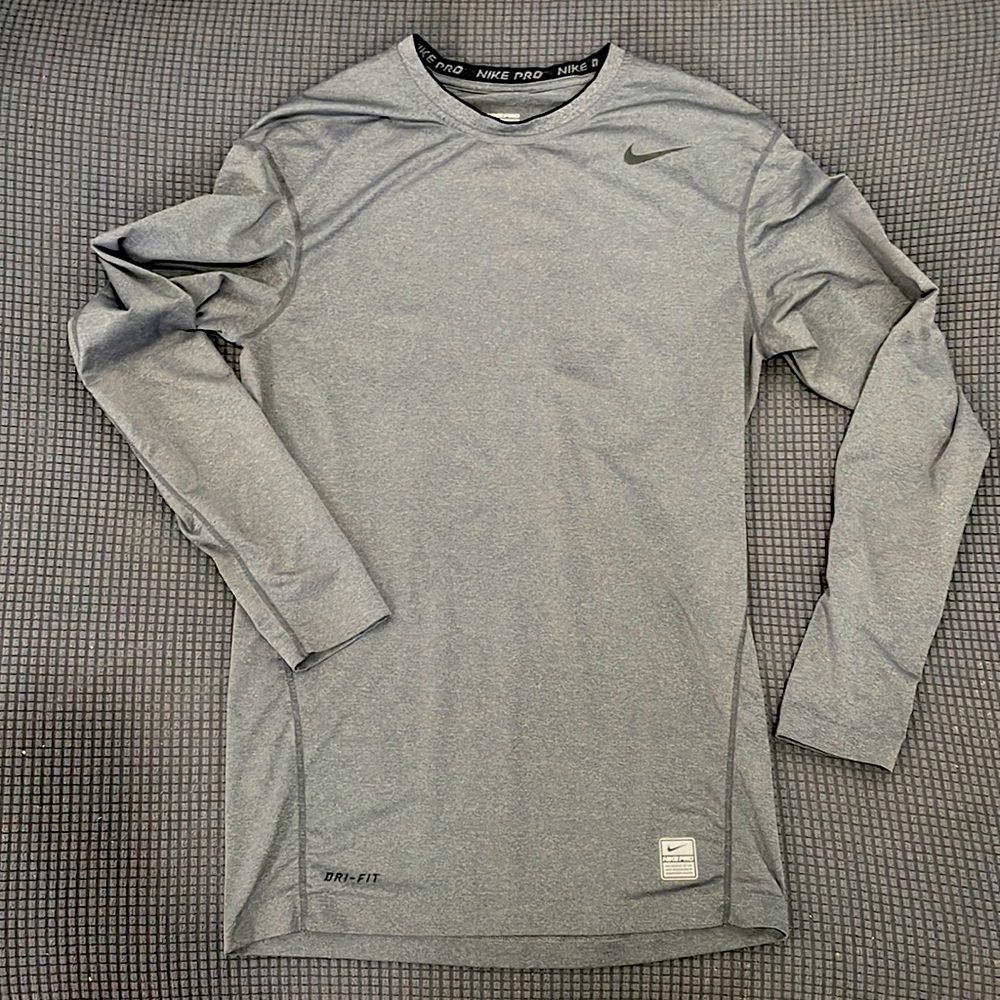 Nike Pro Mens XL pro fitted compression shirt top Dri-Fit